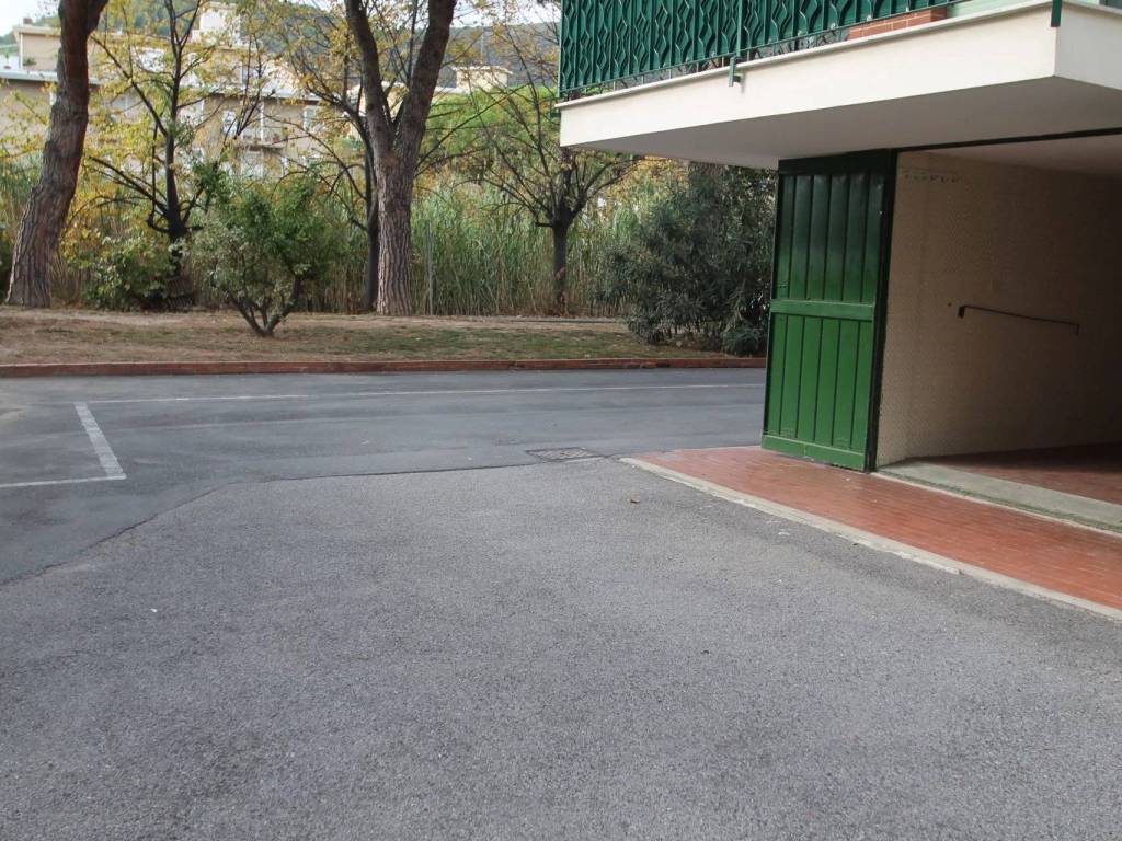 Box / garage a Borghetto santo spirito in Via Ticino, 10 - Foto 5