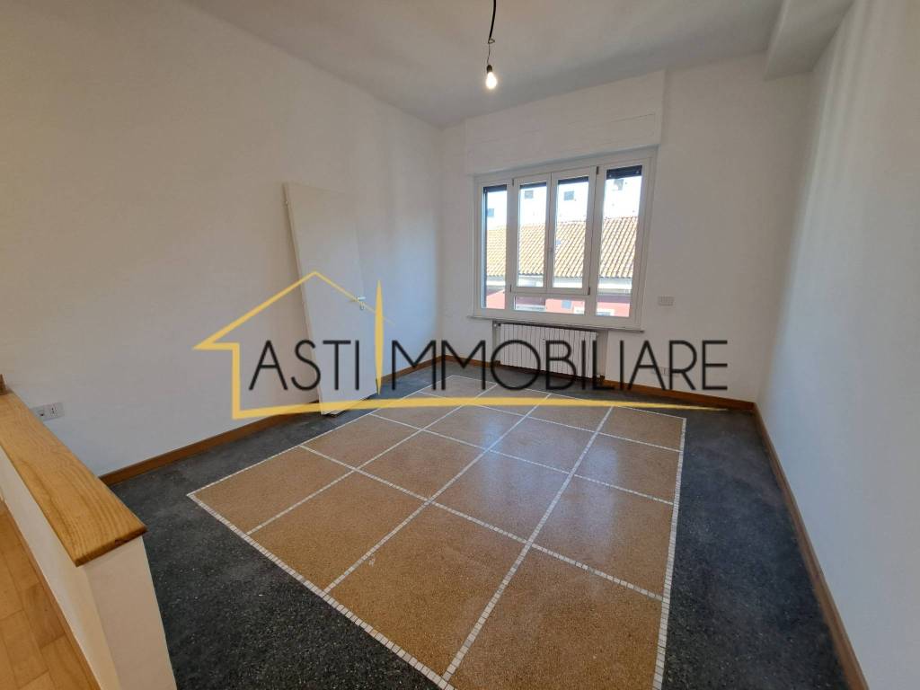Appartamento a Asti in Via Nino Costa - Foto 3
