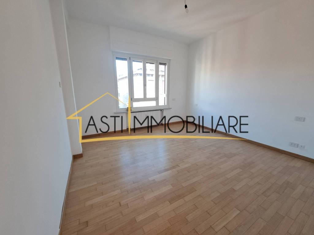 Appartamento a Asti in Via Nino Costa - Foto 5