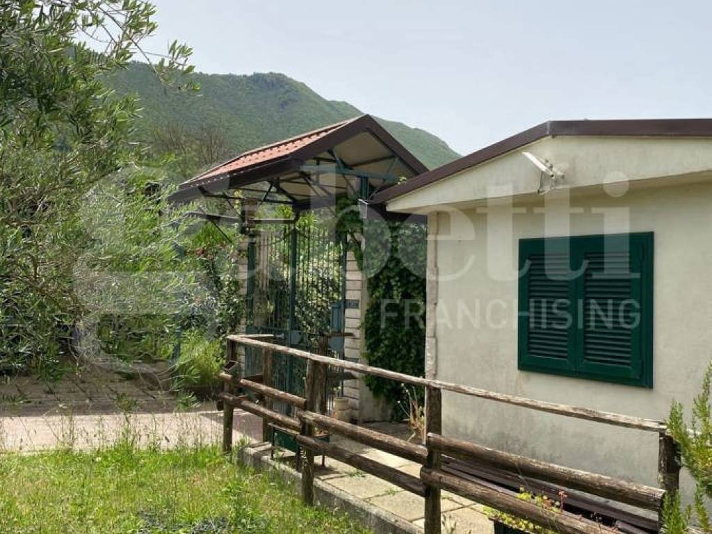 Villa a Sessa aurunca in via Palmento, snc - Foto 3