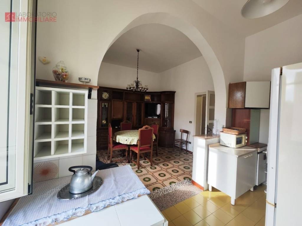 Appartamento a Lecce in Via Alessandro Manzoni - Foto 3