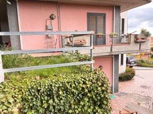 Appartamento a Pedara in Via Simone del Pozzo, 37 - Foto 2