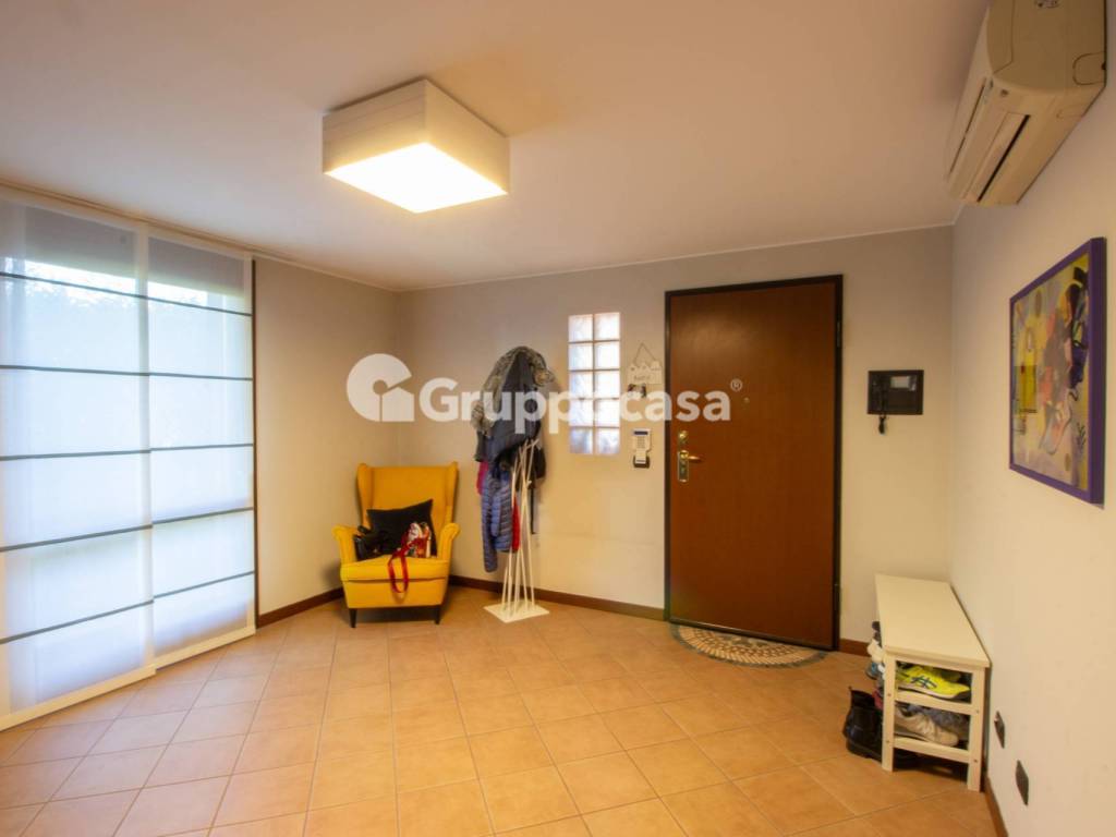 Appartamento a Bareggio in Via Girotti, 39 - Foto 4