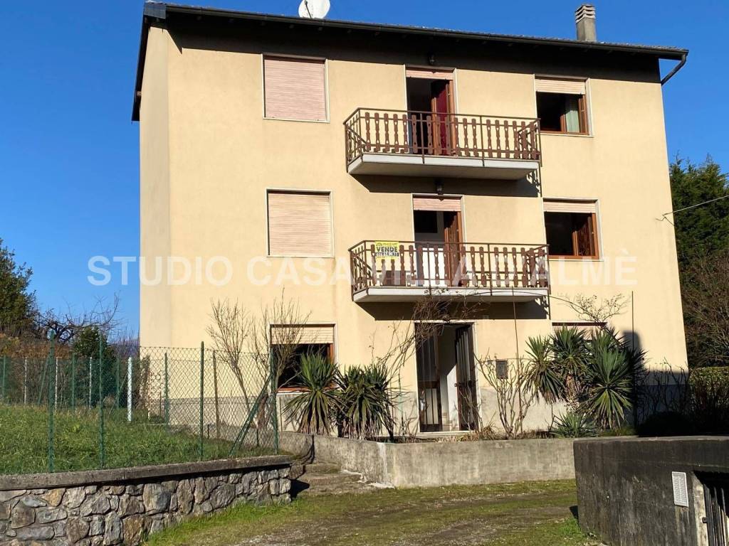 Casa indipendente a Capizzone in Via IV Novembre - Foto 3