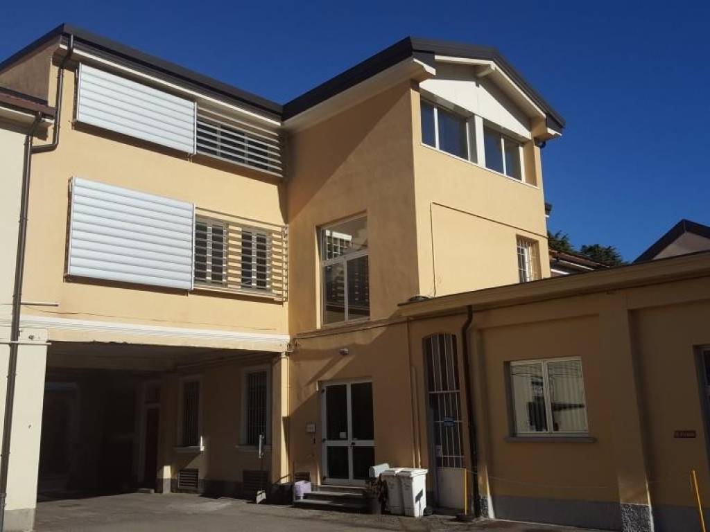 Immobile a Gallarate in Via Carlo Cattaneo - Foto 2