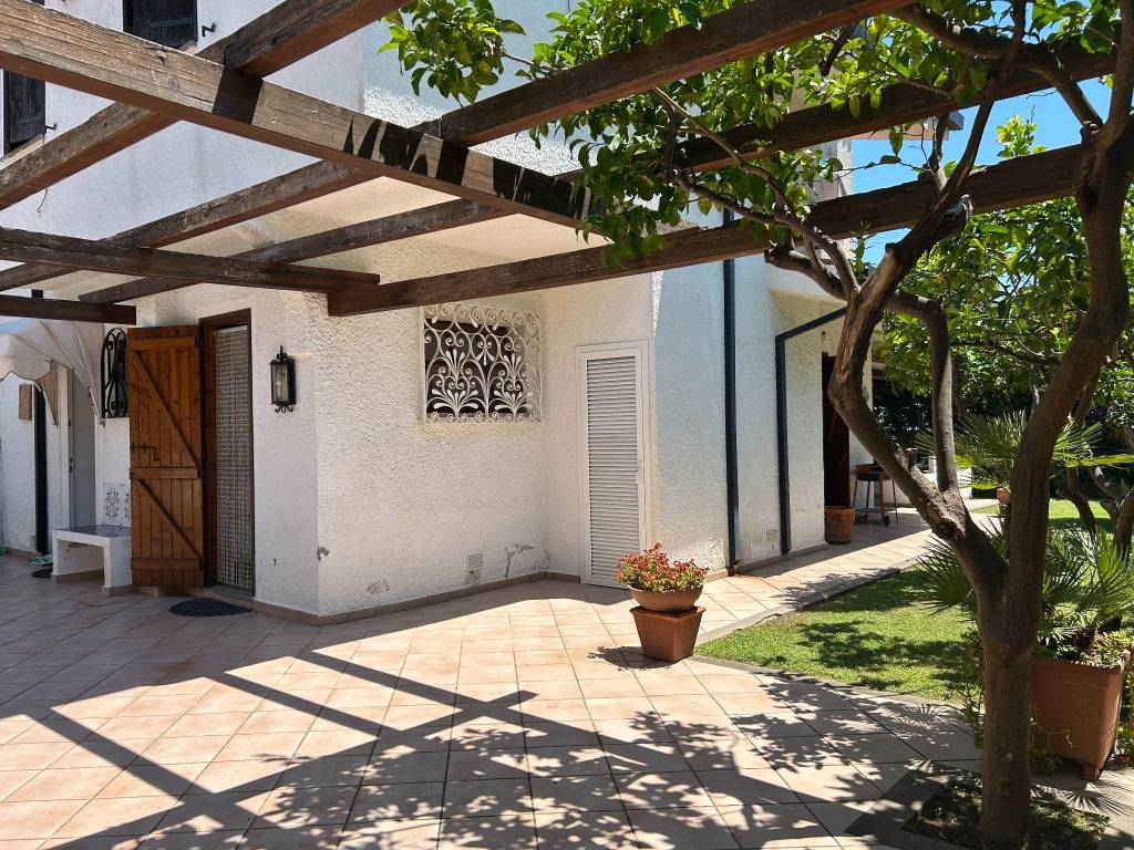 Villa a San felice circeo in Via Roma, 320 - Foto 2