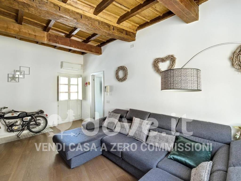 Appartamento a Cameri in Via Camillo Benso Conte di Cavour, 10 - Foto 5