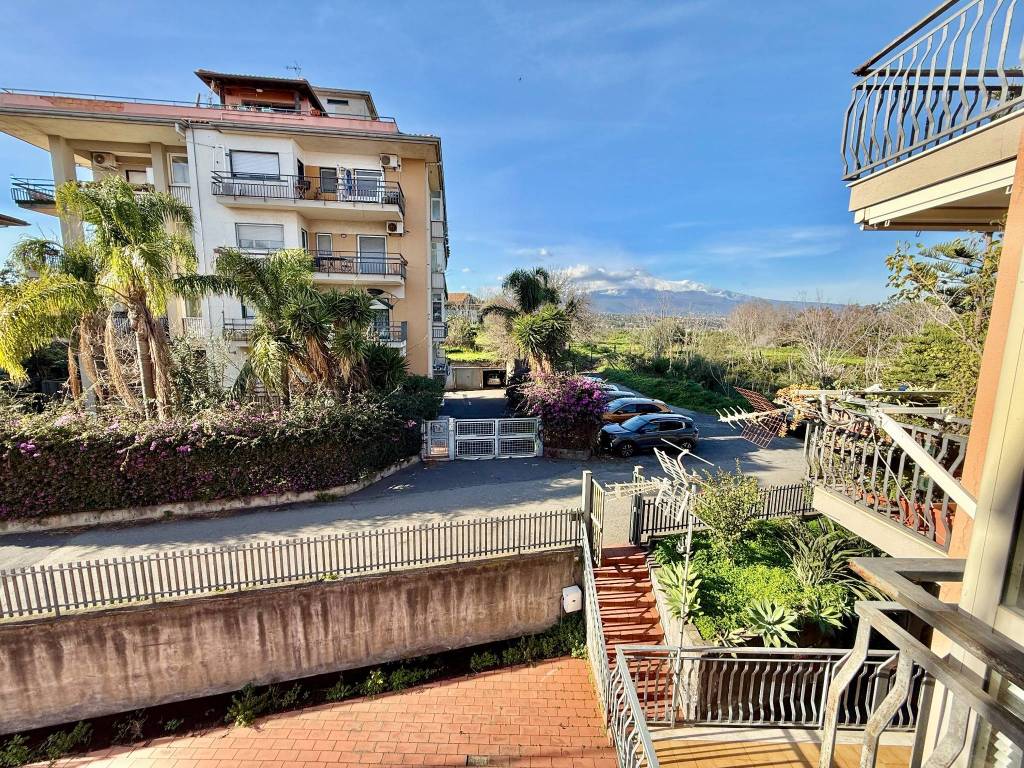 Appartamento a Aci catena in Via Chiusa della Corte, 16 - Foto 5