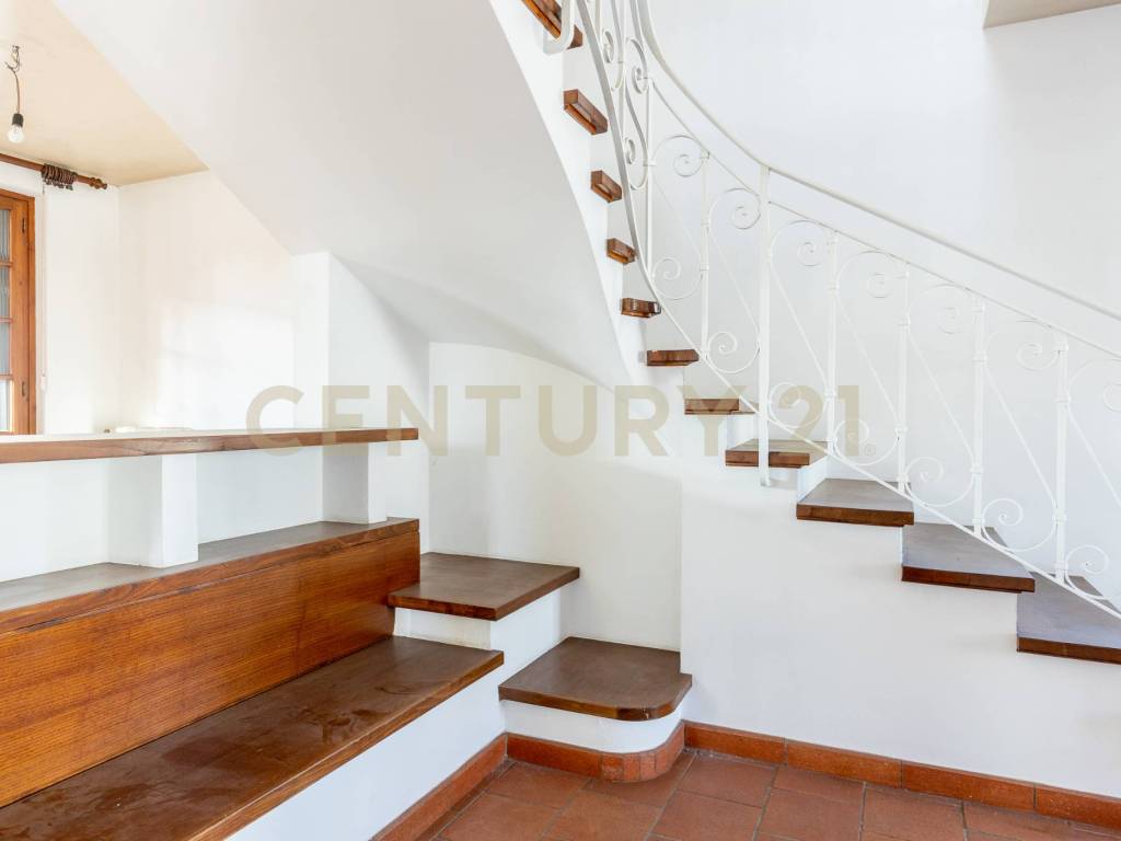 Villa a Montecatini-terme in Via Nino Bixio, 15 - Foto 3