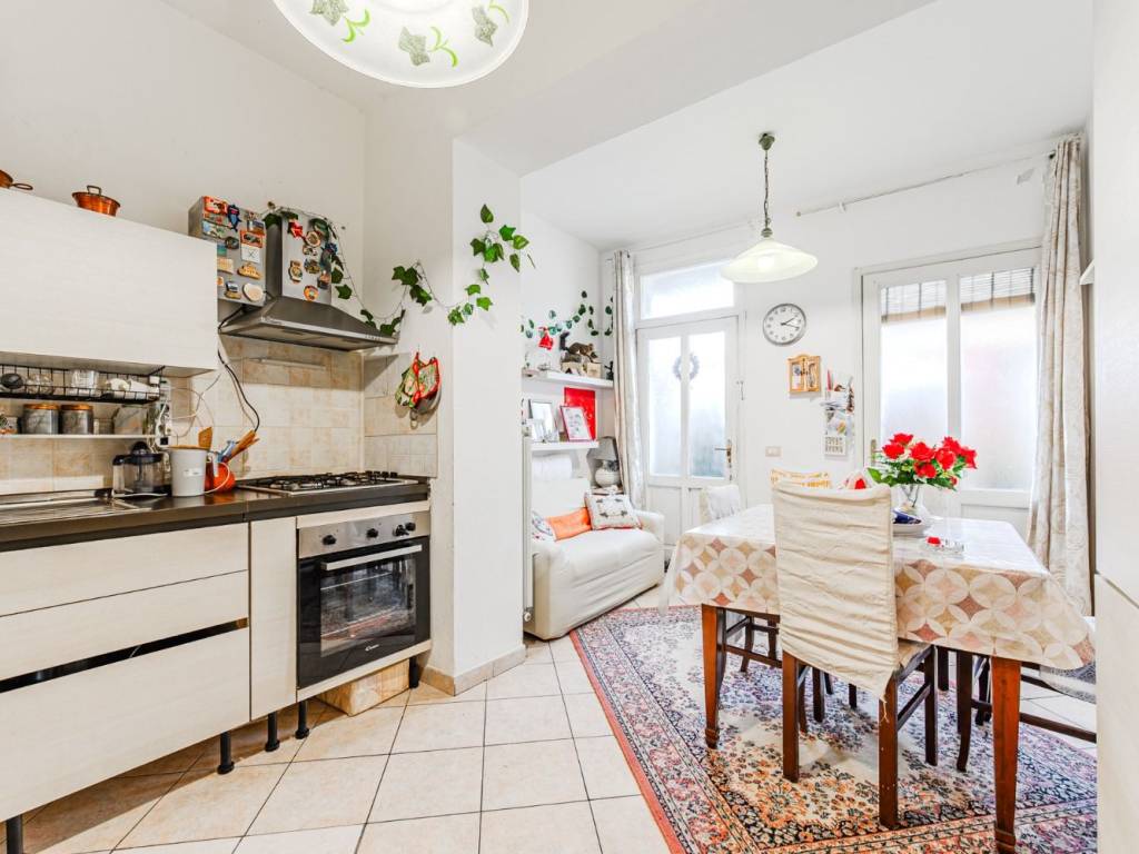 Appartamento a Massa e cozzile in Via Aladino Sabatini - Foto 3