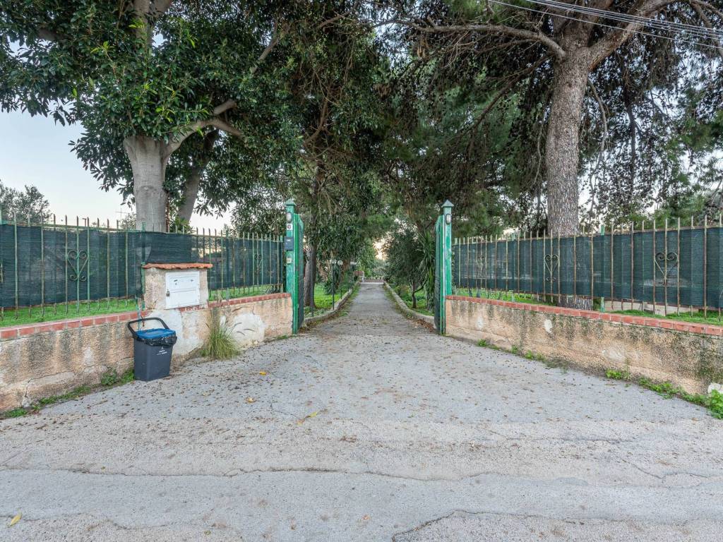 Villa a Carini in Via Piante del Principe, 43 - Foto 2