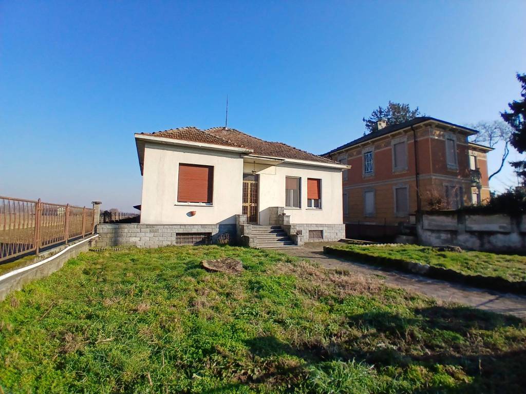 Casa indipendente a Mortara in Strada Statale della Lomellina - Foto 2