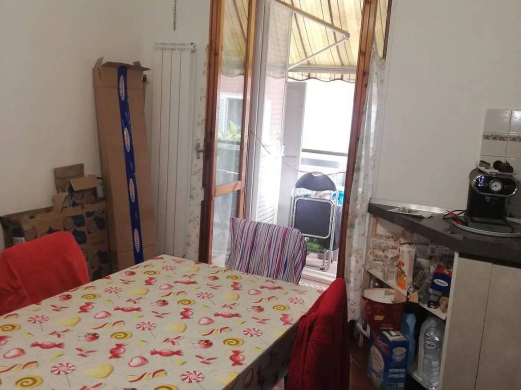 Appartamento a Livorno in Via Edmondo De Amicis - Foto 4