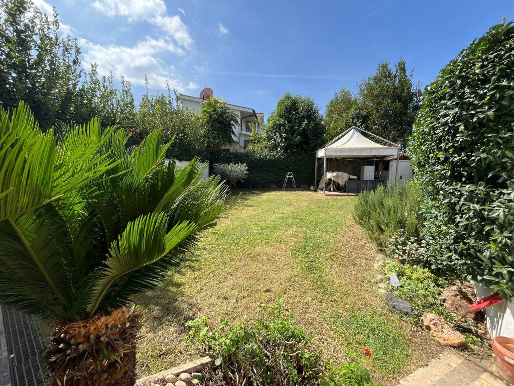 Appartamento a Fiumicino in Via Ortona - Foto 4