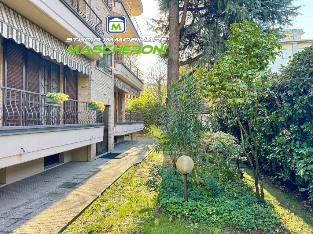 Appartamento a Paderno dugnano in Via Francesco Cherubini - Foto 3