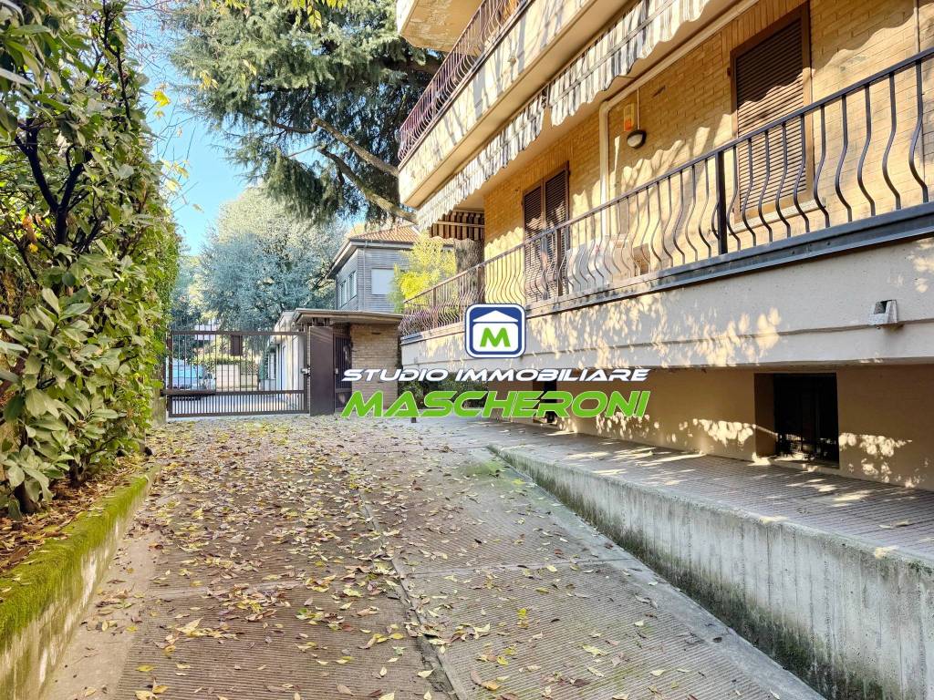 Appartamento a Paderno dugnano in Via Francesco Cherubini - Foto 4