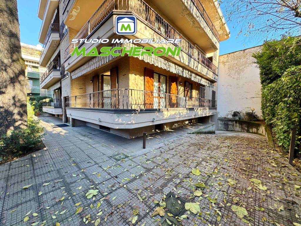 Appartamento a Paderno dugnano in Via Francesco Cherubini - Foto 5