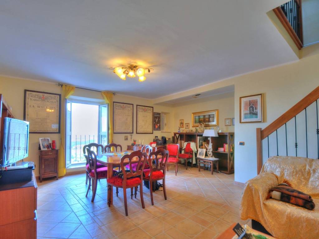 Casa indipendente a Poggio nativo in Via Porta Romana, 31 - Foto 4