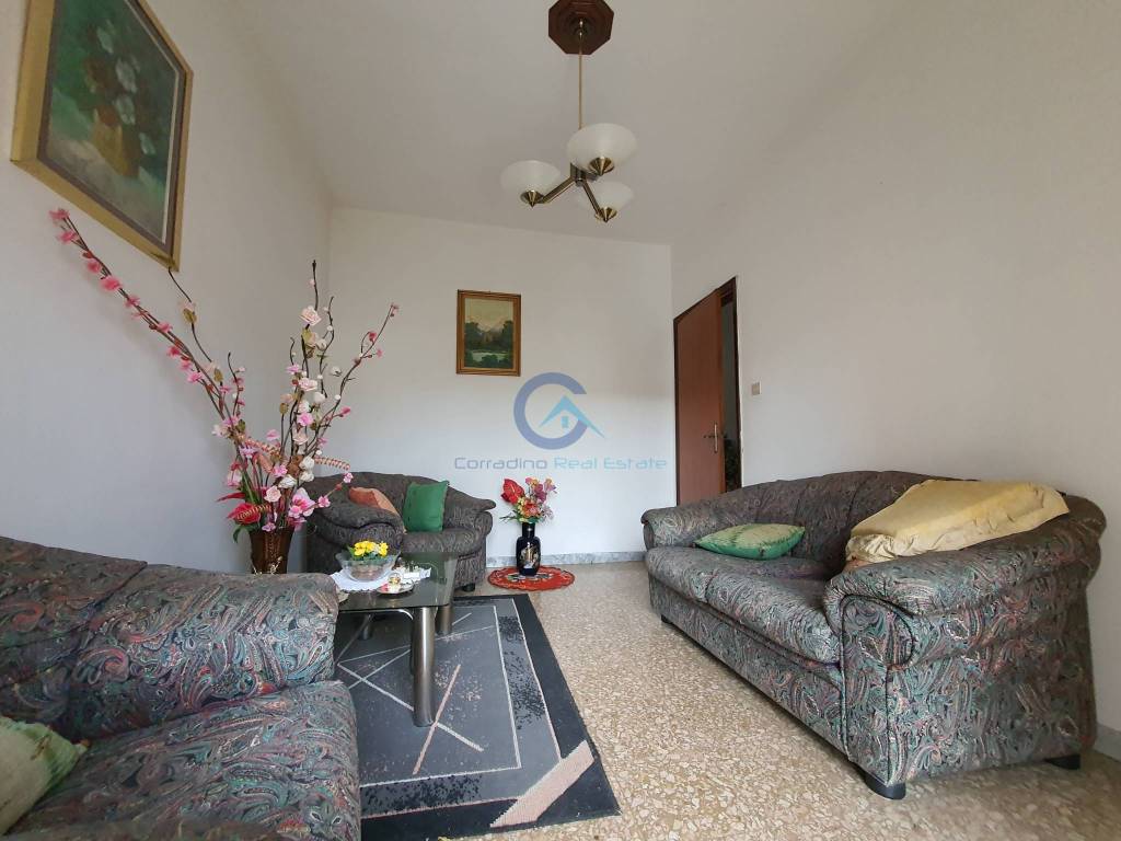 Appartamento a Catanzaro in Via Italo Paparazzo, 78 - Foto 2