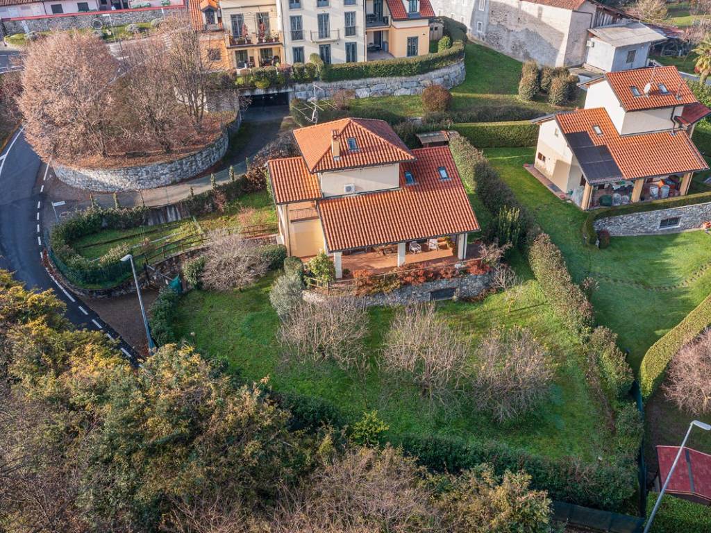 Villa a Oleggio castello in Via Maglio - Foto 4
