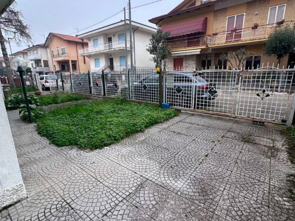 Appartamento a Riccione in Viale Desio - Foto 2