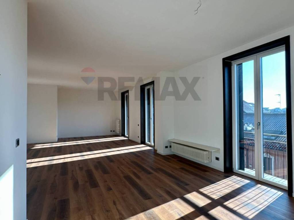 Appartamento a Gallarate in Via Alessandro Volta, 32 - Foto 5