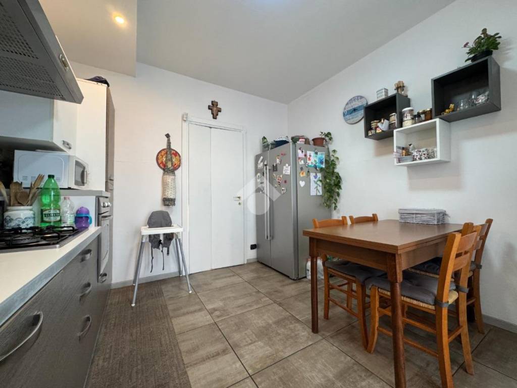 Appartamento a Cameri in Via G. Galilei, 15 - Foto 4