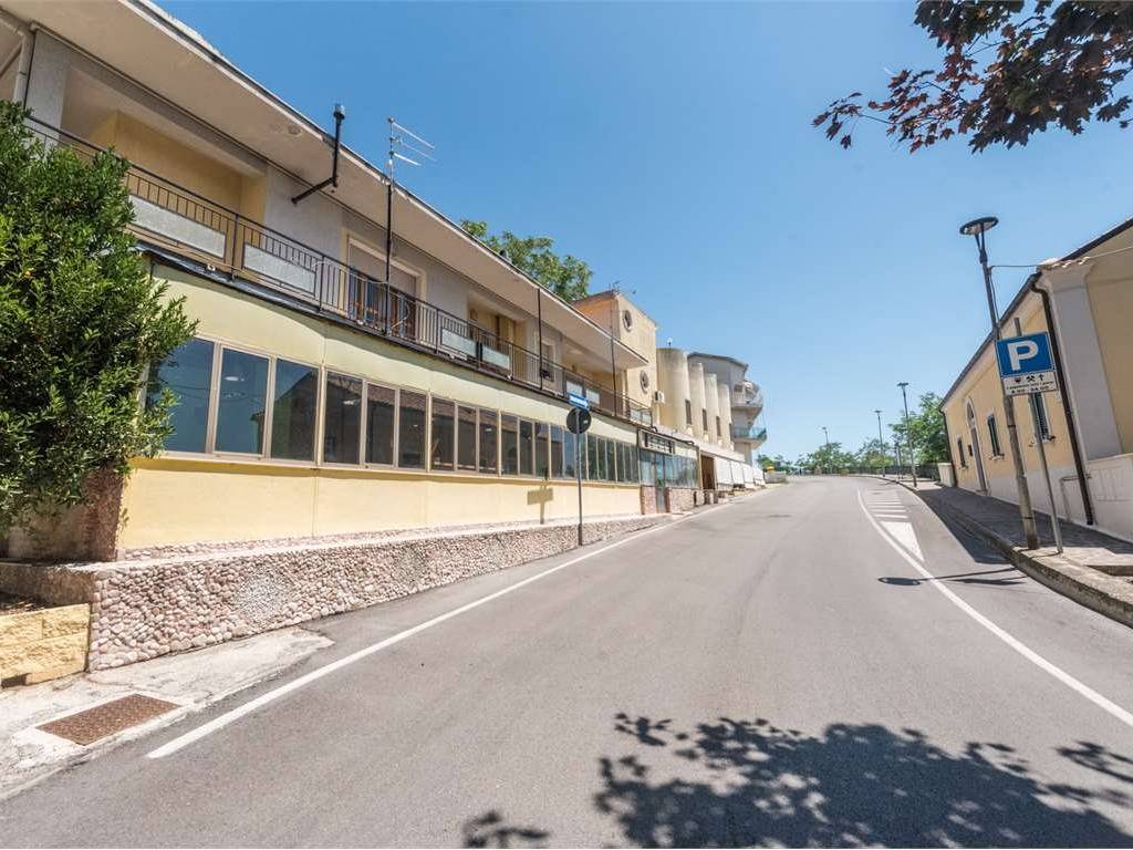 Palazzo / stabile a Silvi in via Santa Lucia , 32 - Foto 2