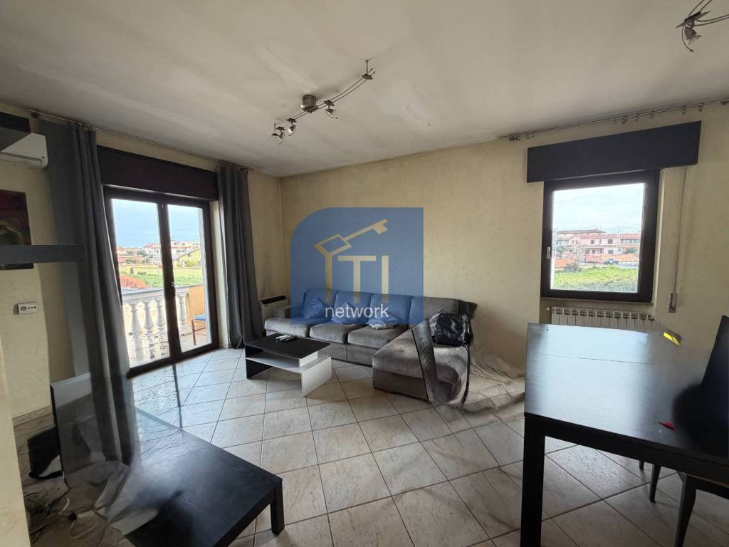 Appartamento a Fiumicino in via valderoa - Foto 5