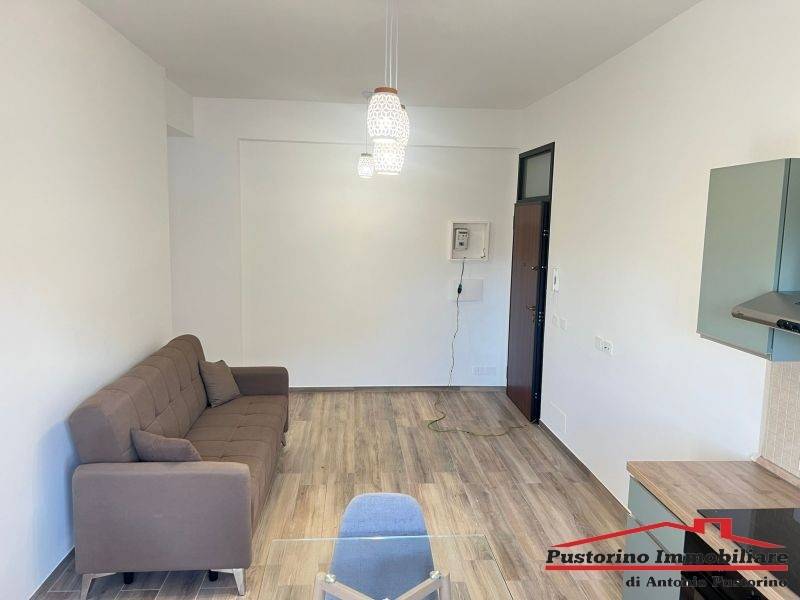 Appartamento a Reggio calabria in Via Pasquale Andiloro - Foto 3