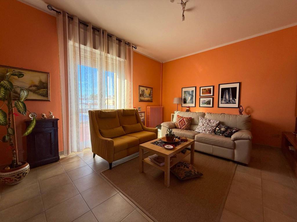 Appartamento a Imola in Viale Carlo Pisacane, 20 - Foto 2