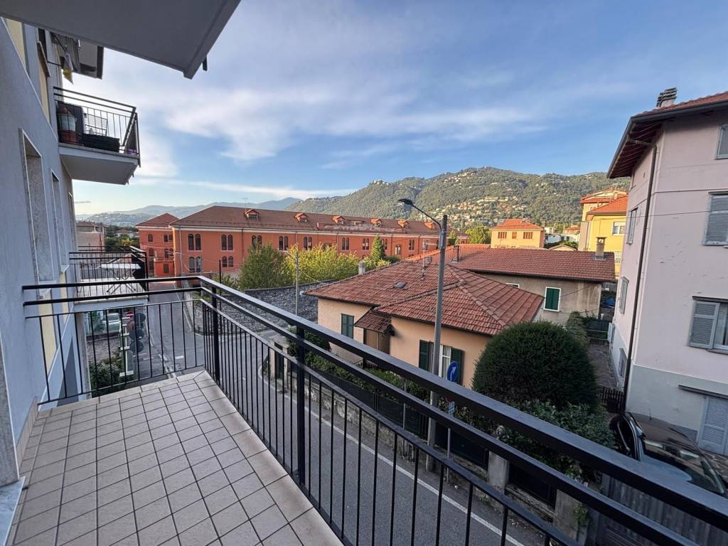 Appartamento a Como in Via Monte Grappa, 24 - Foto 5
