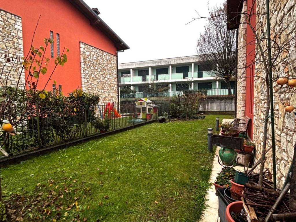 Villetta a schiera a Ome in Via dei Sabbioni - Foto 3