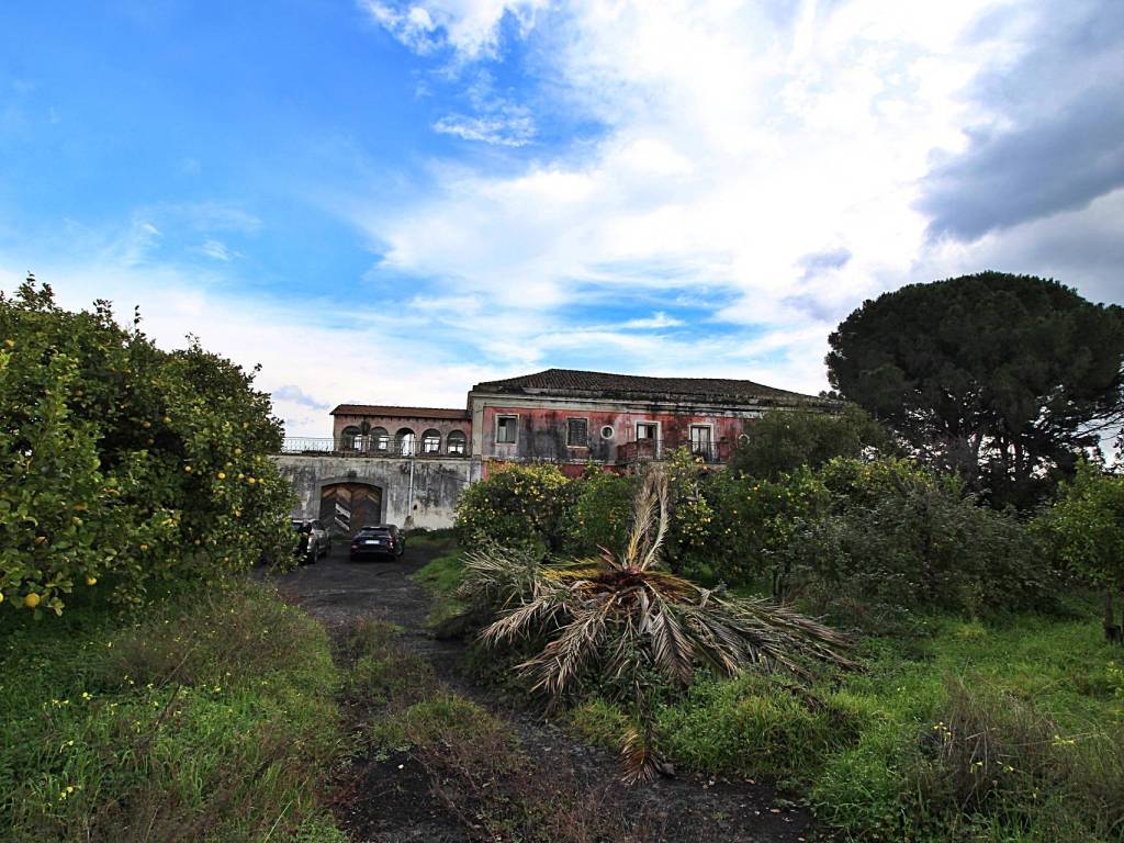 Villa a Catania in Via Luigi Sturzo, 2 - Foto 2