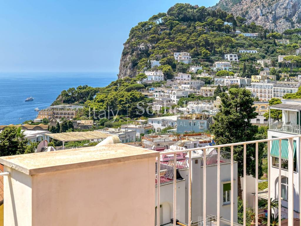 Attico / mansarda a Capri in Via Reginaldo Giuliani - Foto 2