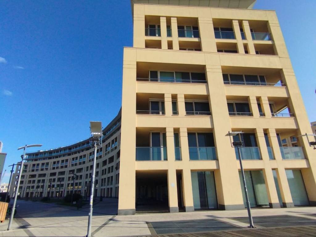 Appartamento a Savona in Piazza Guido Rossa - Foto 2