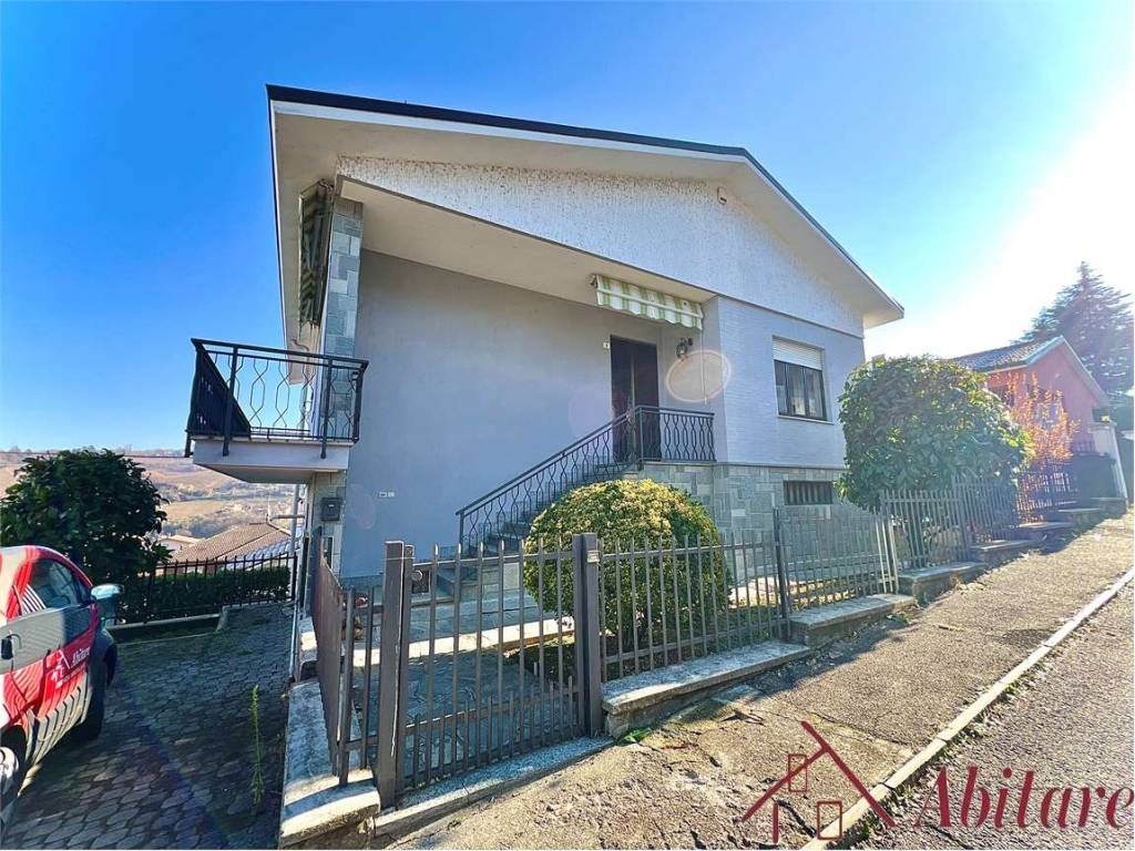 Villa a Alba in via guido chiampo, 9 - Foto 2