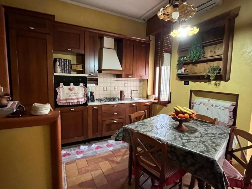 Appartamento a Cerignola in Via 4 Novembre - Foto 4