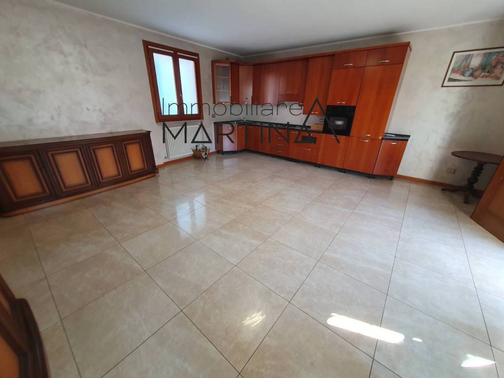 Appartamento a Torre boldone in Via Francesco Petrarca - Foto 4