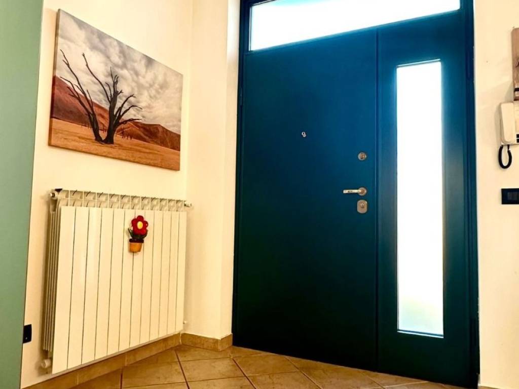 Villa a Novara in Strada Provinciale di Granozzo - Foto 4