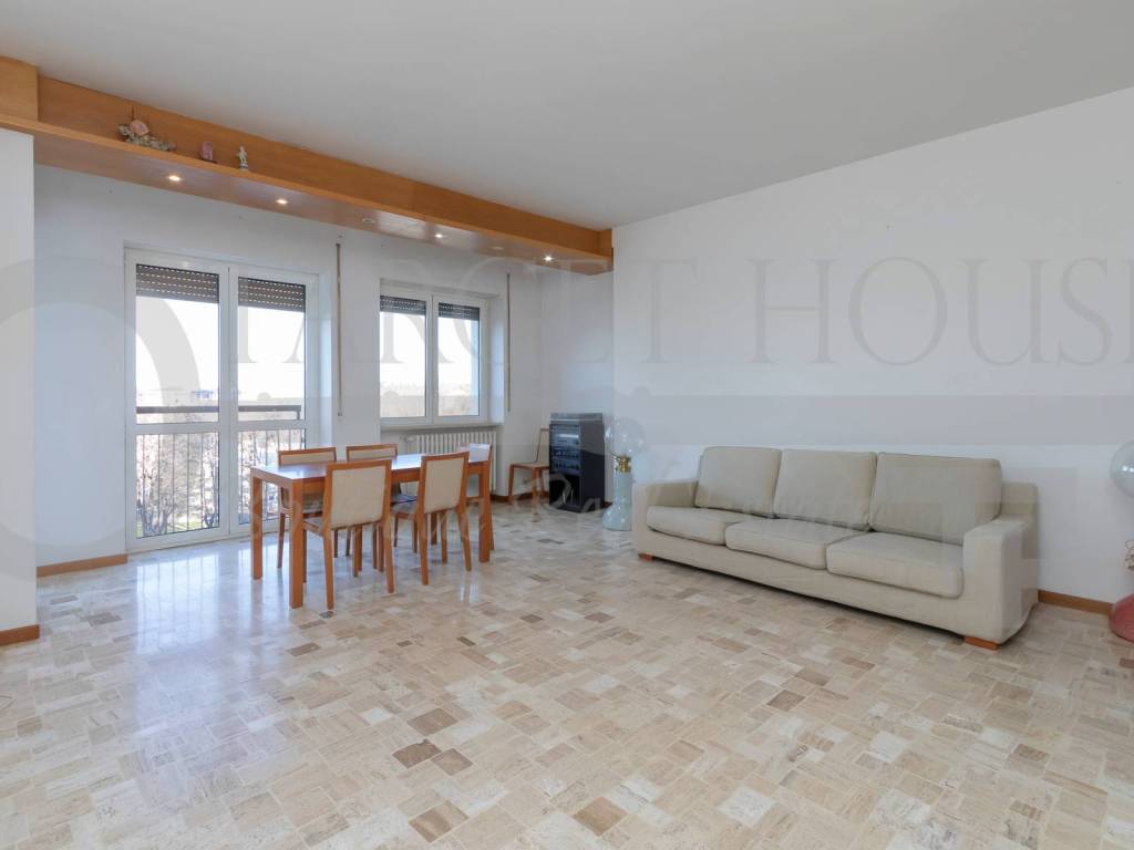 Appartamento a Paderno dugnano in Via Cesare Battisti, 75 - Foto 2