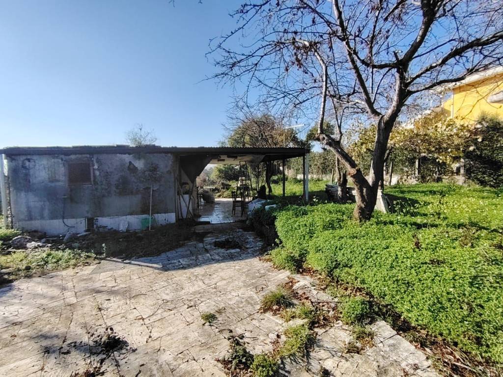 Villa a Pomezia in Via delle Azalee, 10 - Foto 3