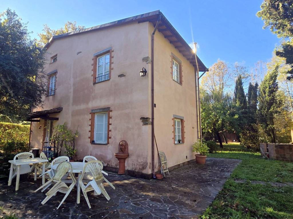 Villa a Borgo a mozzano in Località La Piana, 7 - Foto 2