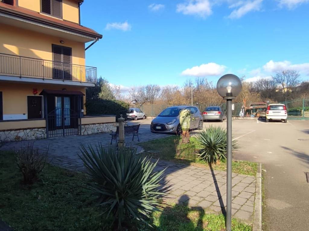 Appartamento a Santo stefano del sole in Via Provinciale - Foto 2