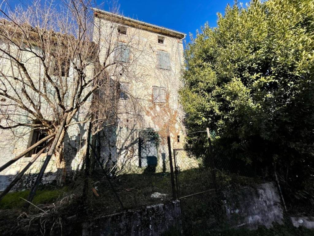 Rustico / casale a Valdobbiadene in Borgo val - Foto 2