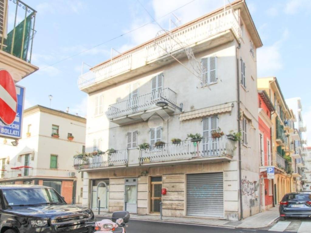 Casa indipendente a San benedetto del tronto in Via pizzi, 105 - Foto 3
