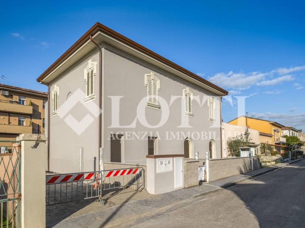 Appartamento a Pontedera in V.Dei Donatori Del Sangue, , 56025 - Foto 2