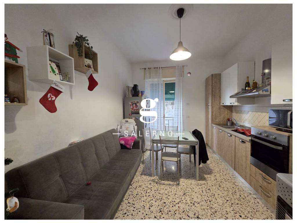 Appartamento a Salerno in Via Mario Fabio - Foto 2