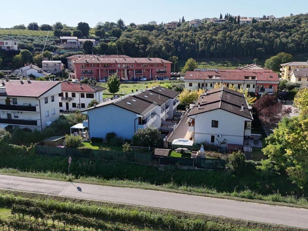 Appartamento a Lavagno in Via Monte Pasubio - Foto 4
