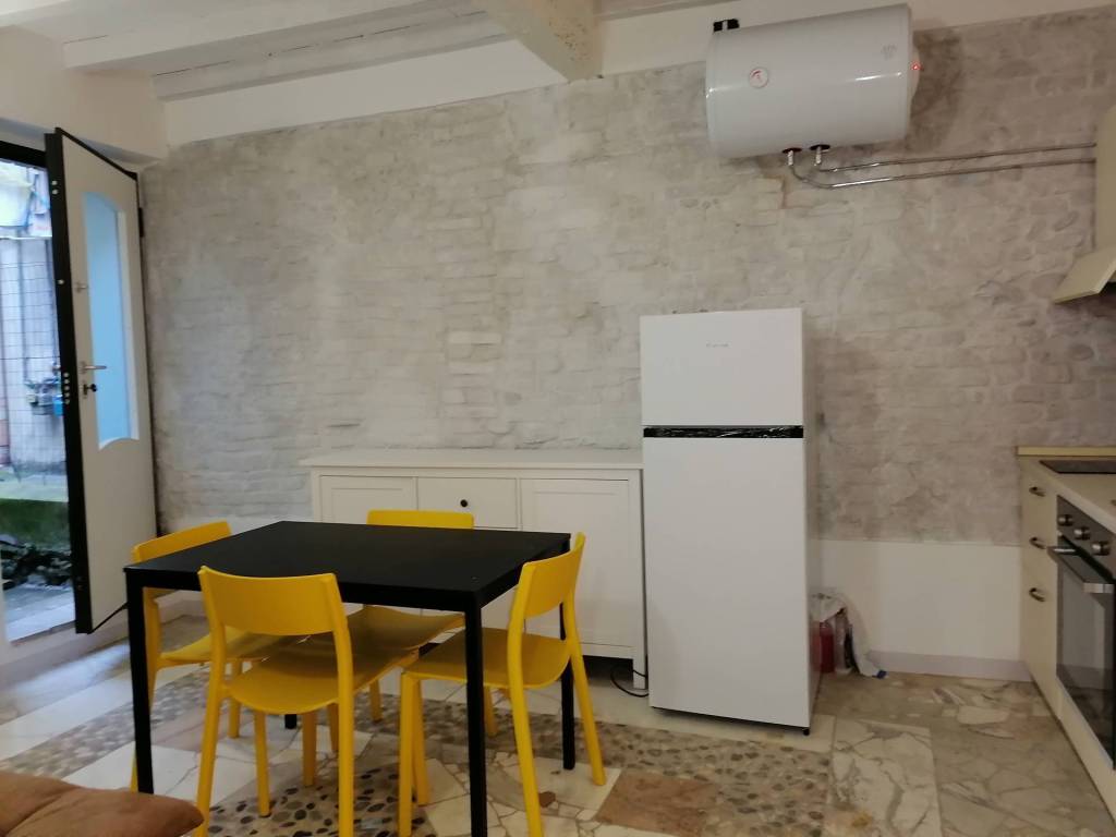 Appartamento a Parma in Strada Matteo Renato Imbriani - Foto 2